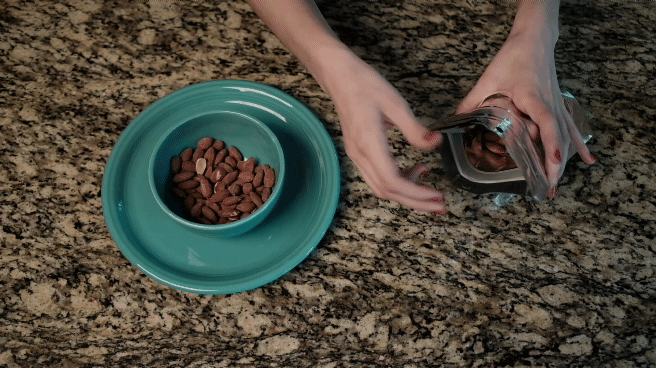 M le Magnet M le Magnet : flexible packaging disruptive closure